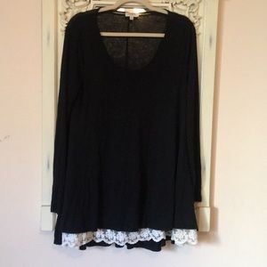 Black and lace fashion sweater